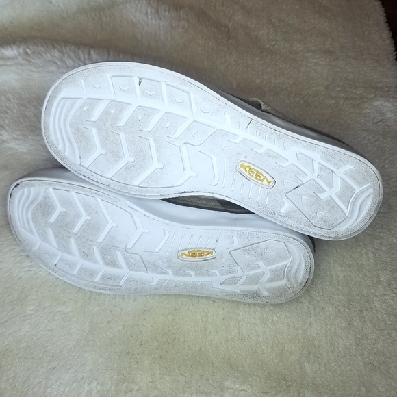 Keen Slip On Sneakers 8.5 - Picture 4 of 4